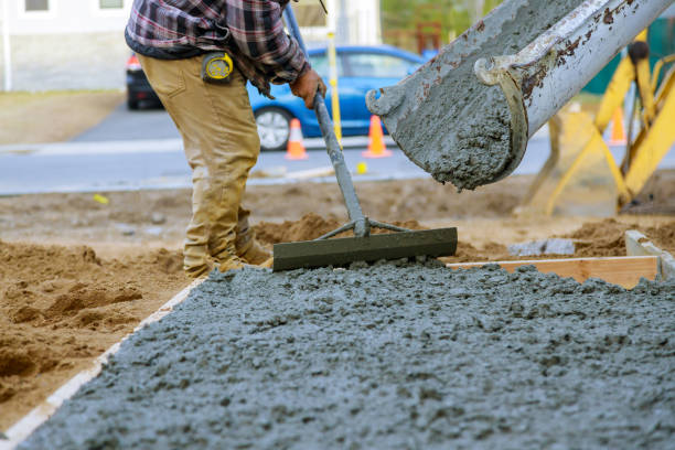 Best Concrete Driveway Installation  in Highland, CA